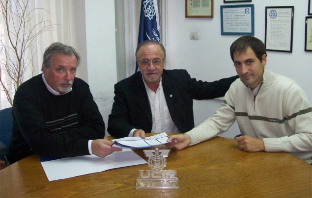 Se entregó en la UCIP un Certificado de Crédito Fiscal a Supermercados Toledo S.A.