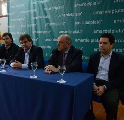 Se entregaron los premios a los ganadores del Concurso de Vidrieras.