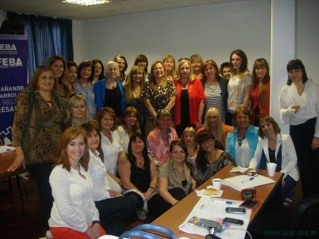 Mujeres Empresarias de UCIP participaron del Primer Plenario de Mujeres FEBA