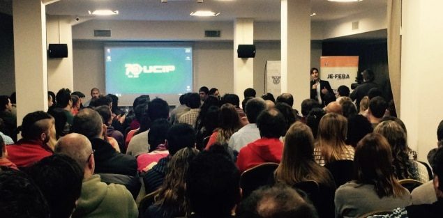 Con un salón colmado de participantes se realizó la charla de Marketing Digital