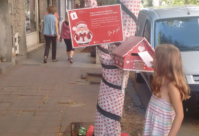 El Centro Comercial a Cielo Abierto Alberti recibe cartas para Papá Noel