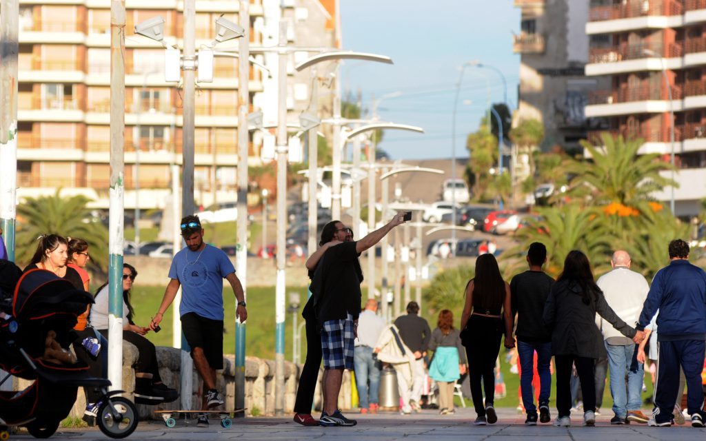 Bocanada de aire para los comercios de centros comerciales vinculados al turismo