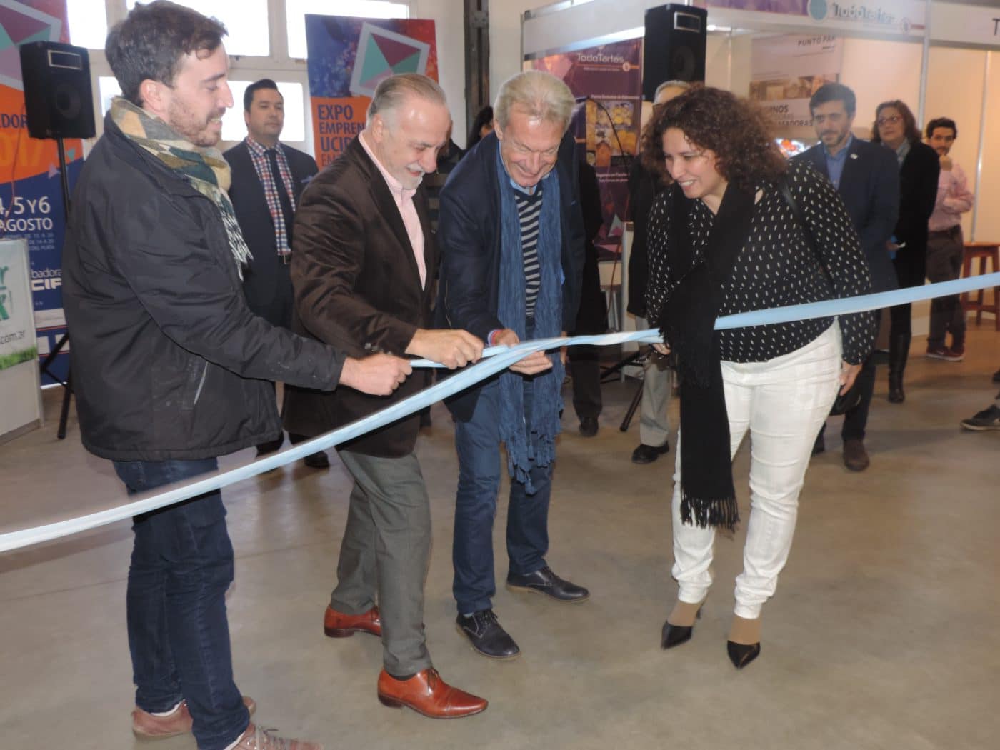 Quedó inaugurada la Expo UCIP Emprende