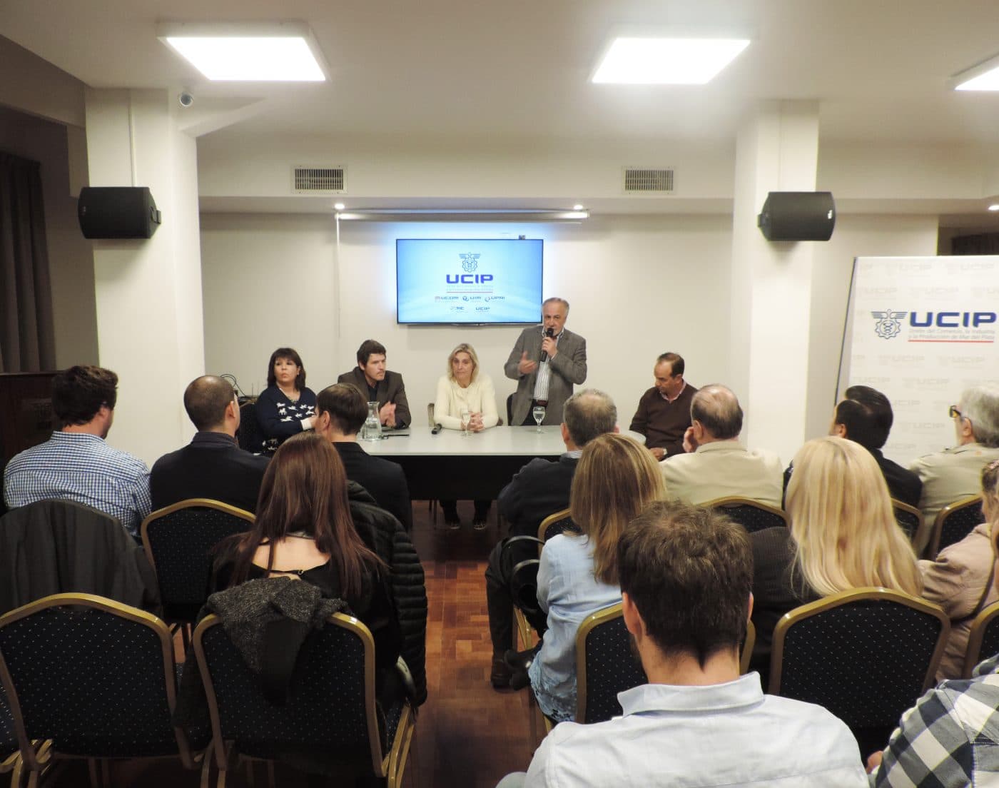 Vilma Baragiola se reunió con empresarios en UCIP