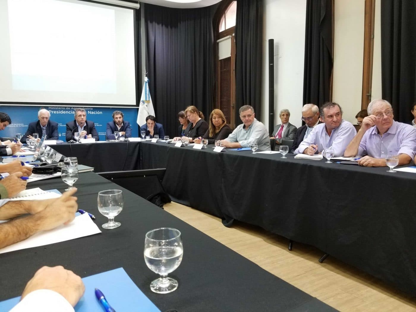 Reunión con el Ministerio de Agroindustria ante la crisis del sector porcino