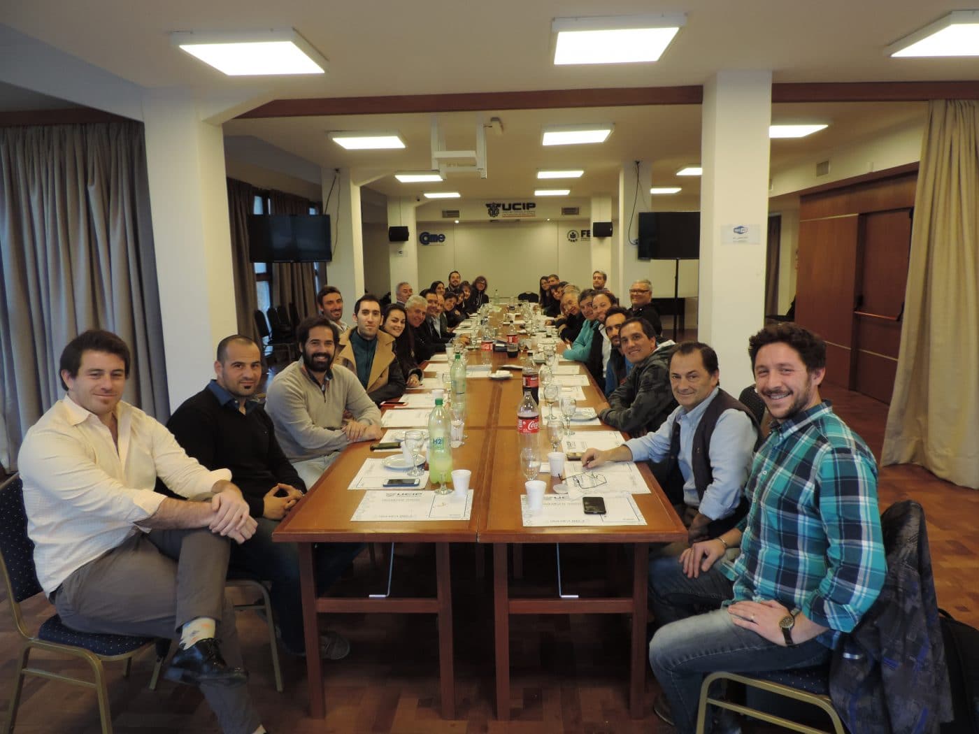 La Comisión Joven compartió un almuerzo con dirigentes de UCIP