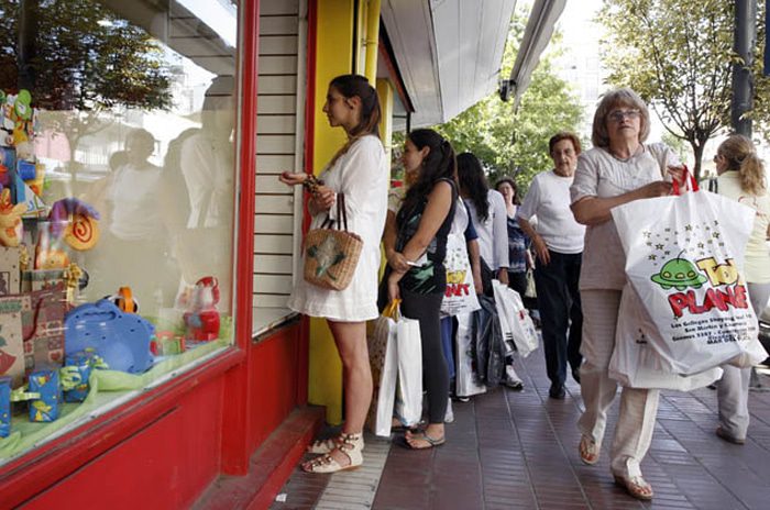 Se acordó el adelantamiento de la paritaria mercantil