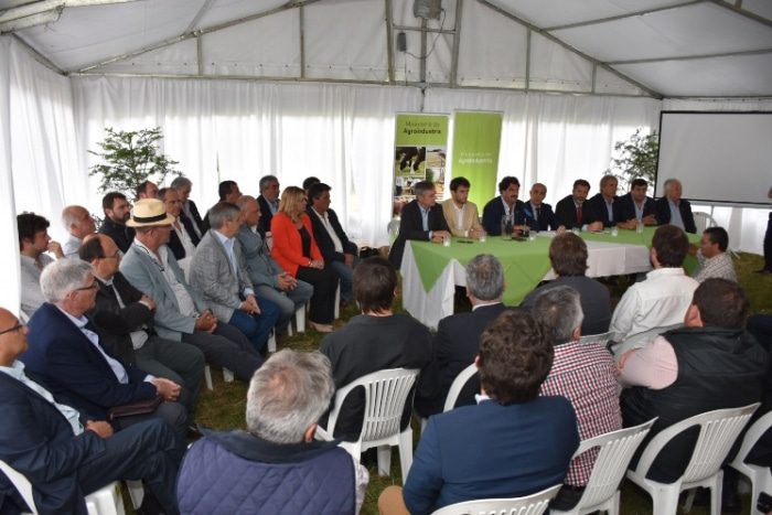 La Provincia elaboró una resolución para la aplicación de fitosanitarios