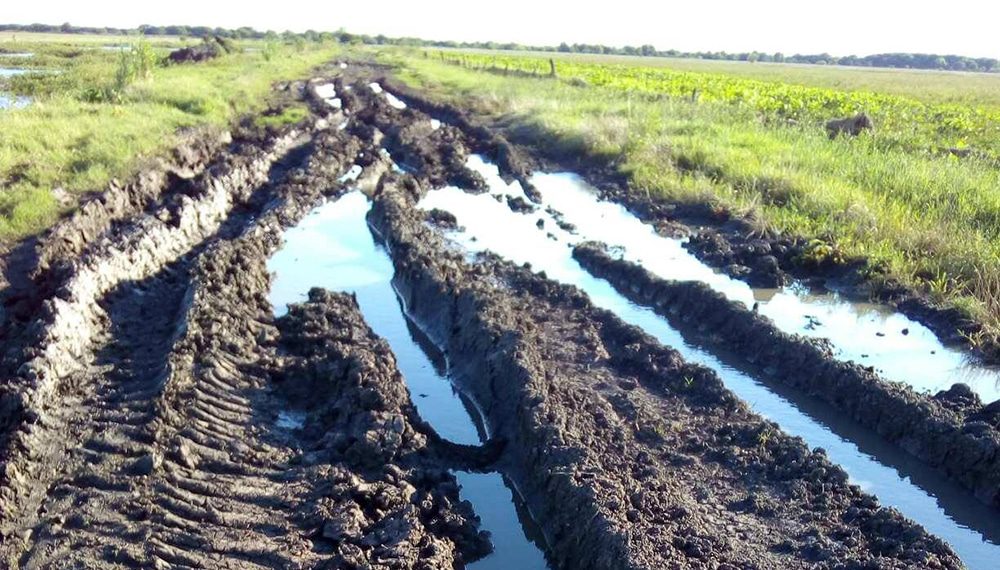 Los productores podrán recibir el dinero para el mantenimiento de los caminos rurales