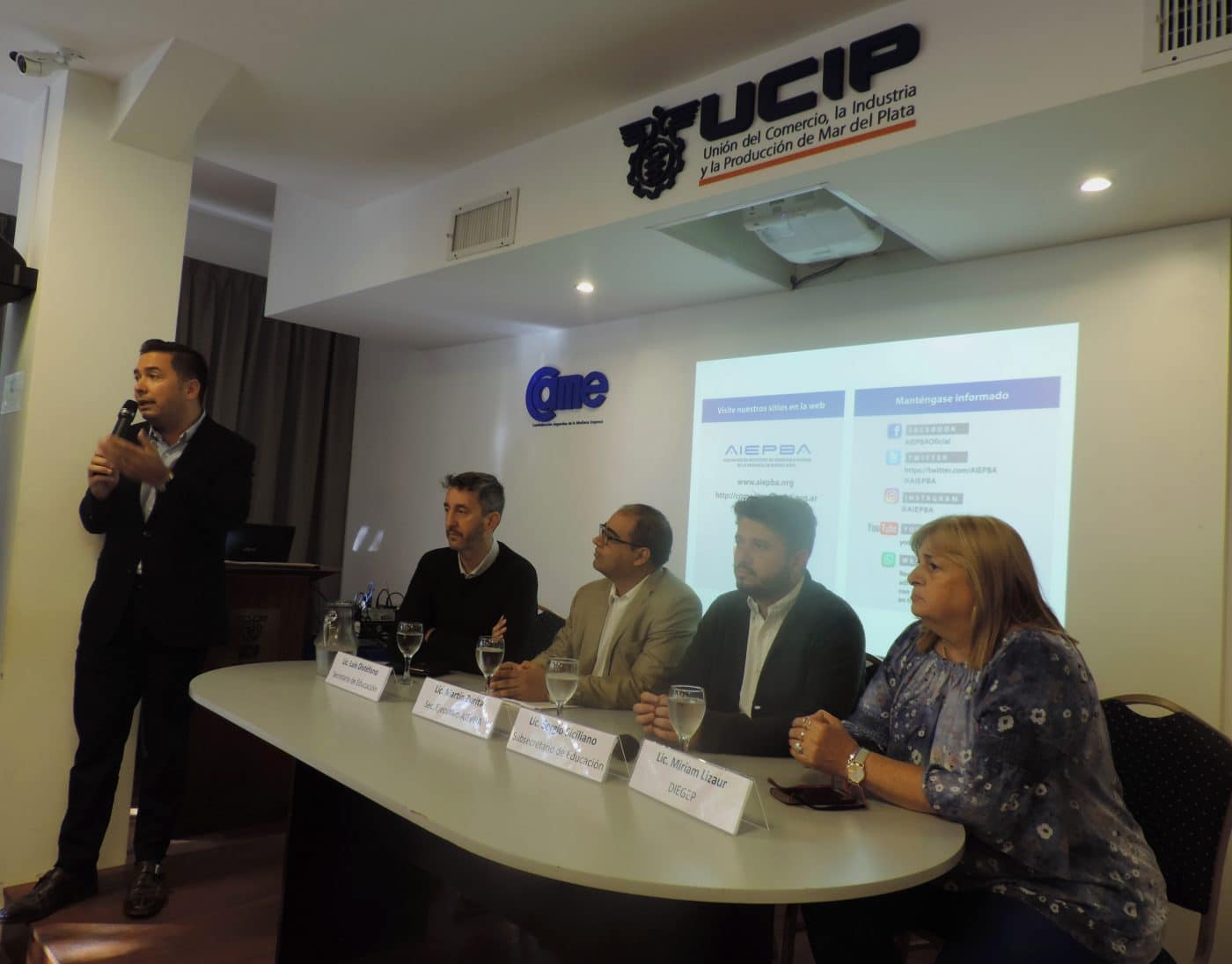 El subsecretario de Educación de la Provincia estuvo presente en UCIP
