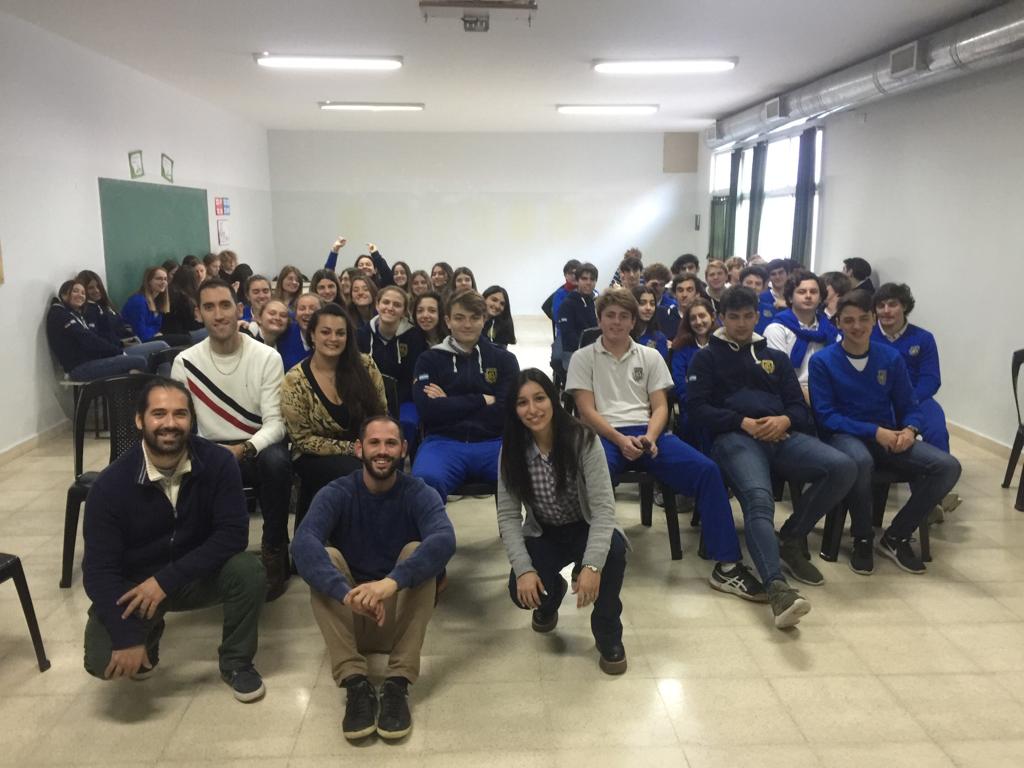 La Comisión Joven visitó el Instituto Juan Gutenberg