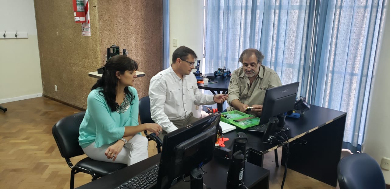 Intercambio internacional del Centro Tecnológico UCIP con docente de Cataluña