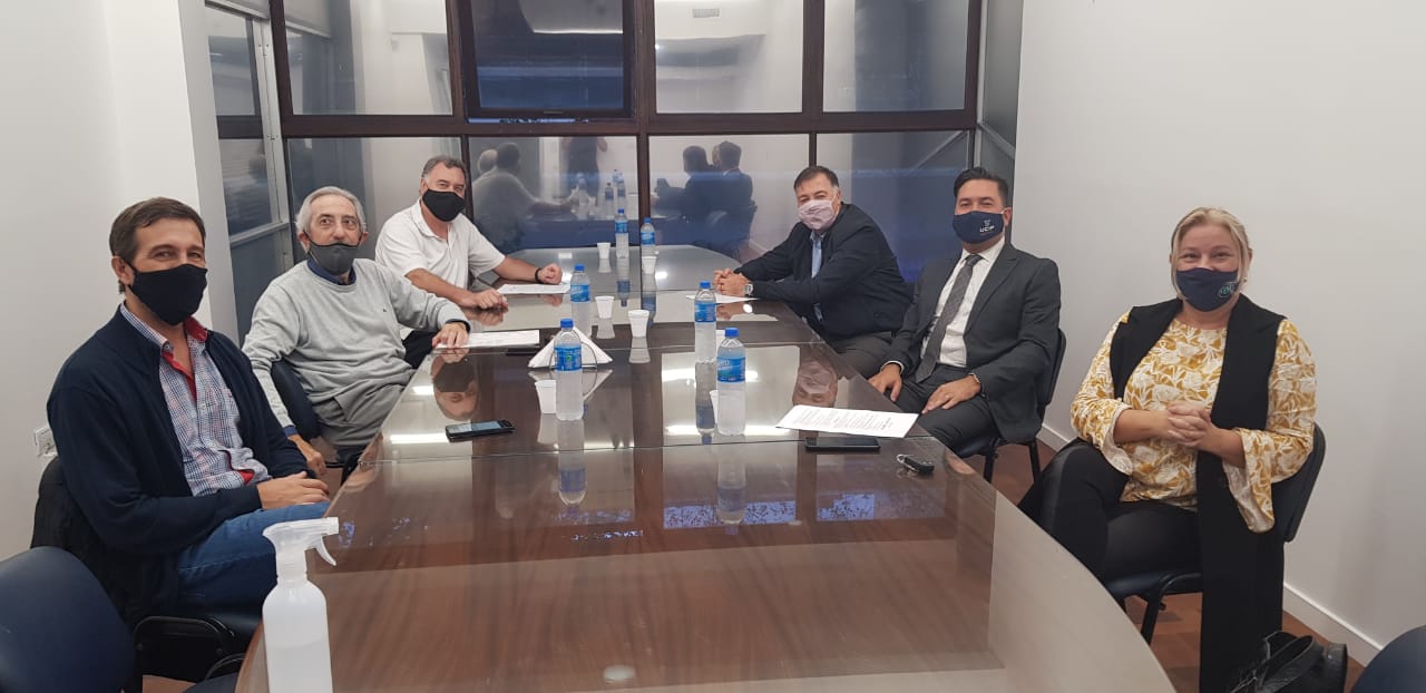 Reunión de Industriales en UCIP