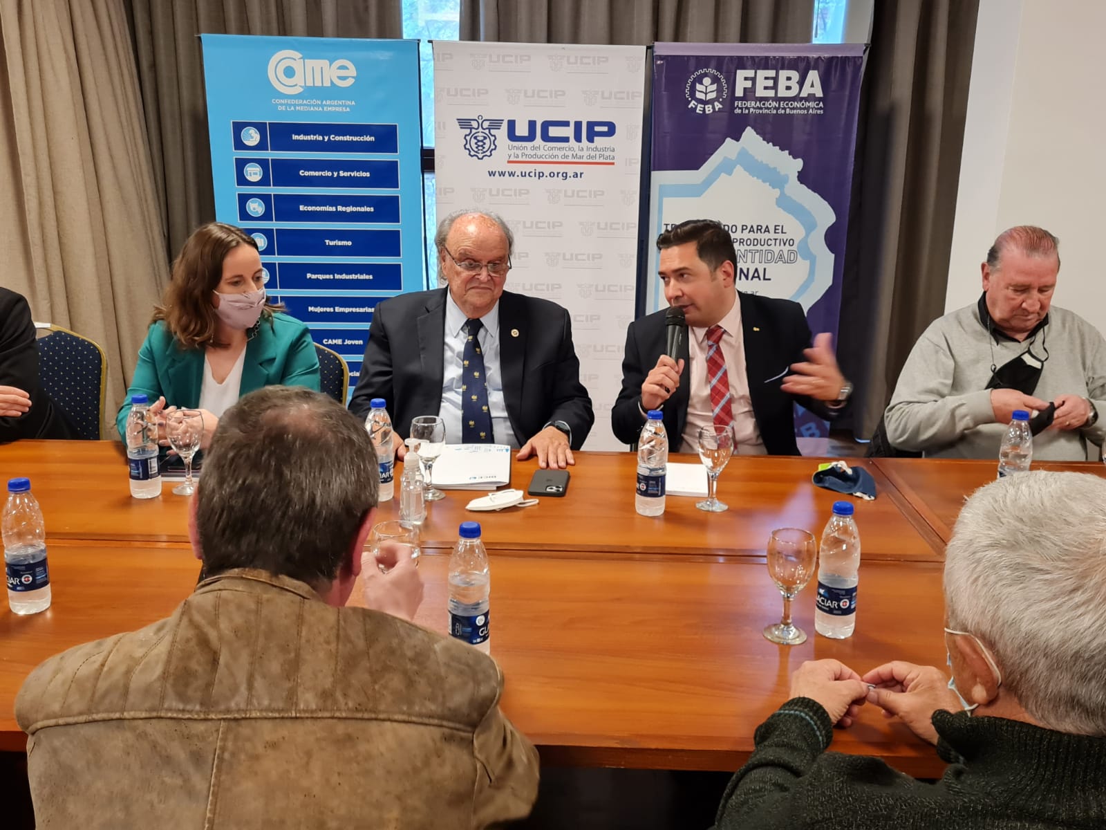 José Ignacio De Mendiguren se reunió con empresarios en UCIP