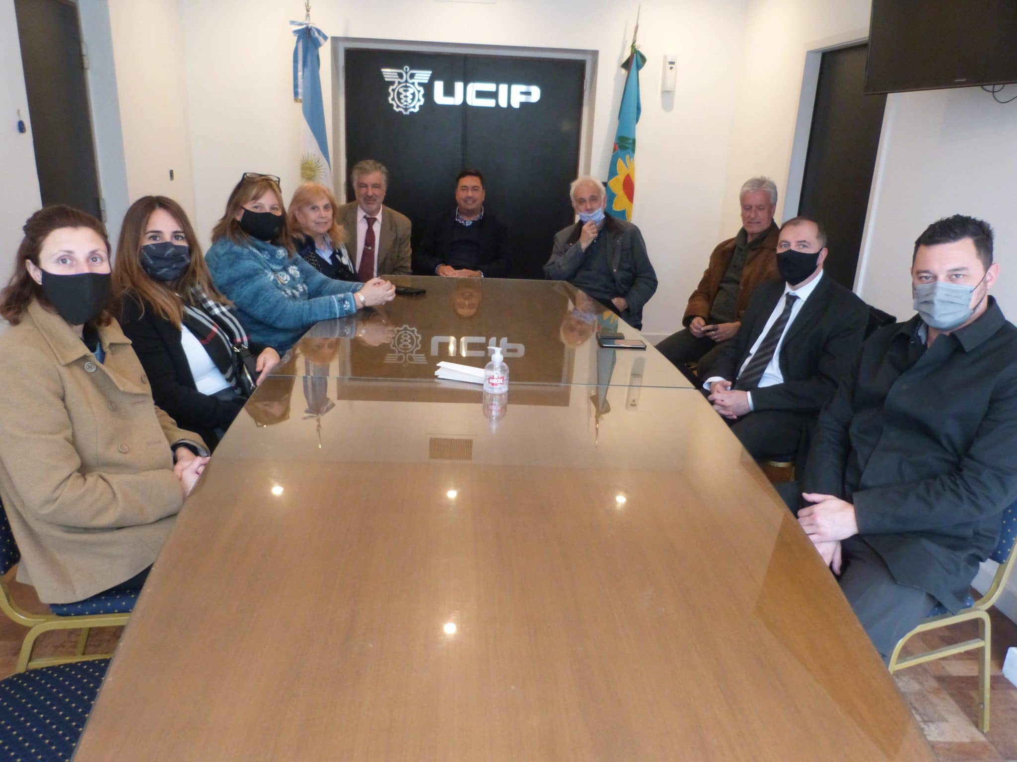 La UCIP apoya la realización de la Feria del Libro