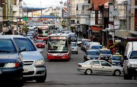 Reunión con comerciantes del Centro Comercial  12 de Octubre