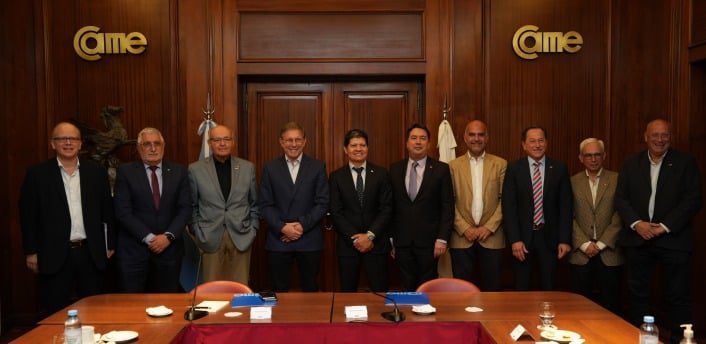 El presidente de UCIP participó en encuentro de trabajo con Bahillo