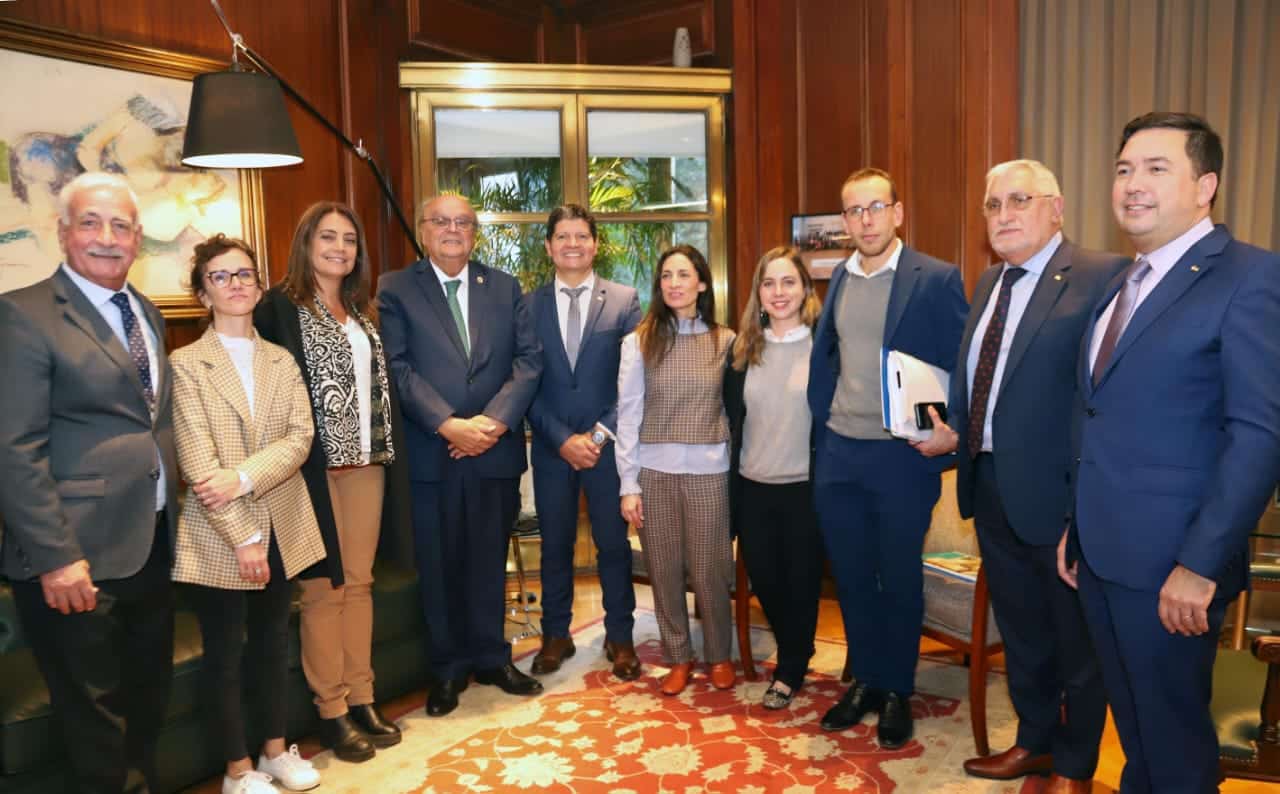 UCIP presente en reunión de trabajo con De Mendiguren