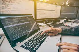 La industria del software ya superó los 300.000 empleos