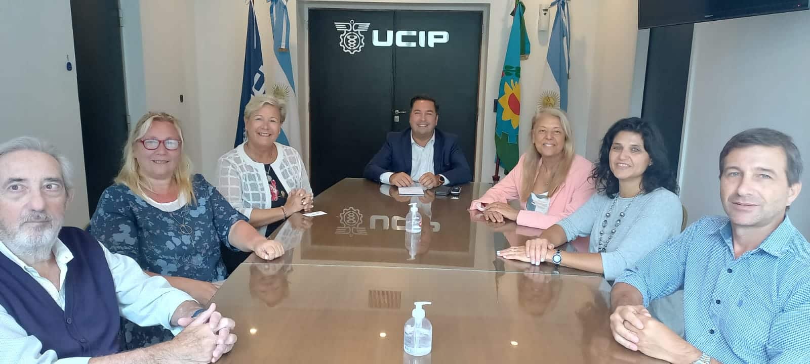 Autoridades de la Cámara Argentina del Alfajor visitaron UCIP
