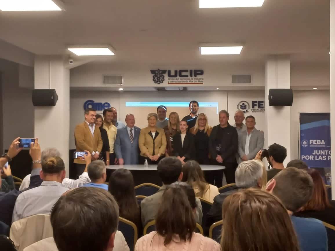 Productores alfajoreros reunidos en UCIP