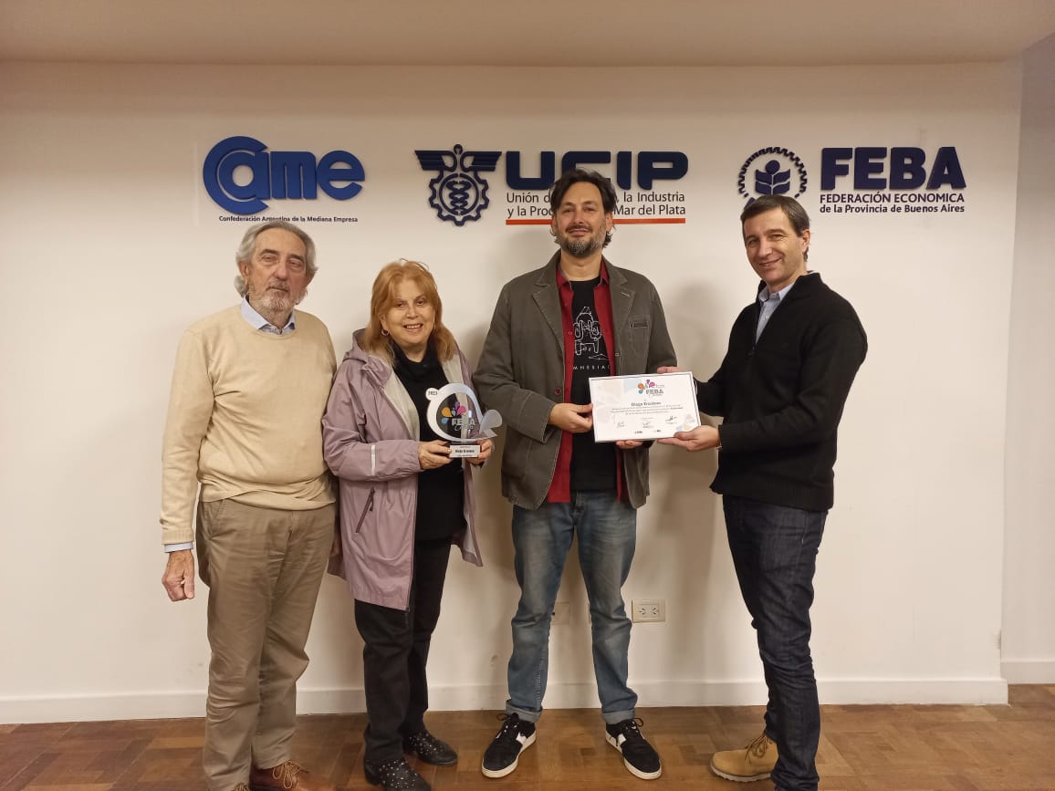 Diego Ercolano recibió distinción de FEBA