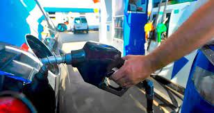 Combustibles: se postergan incrementos en montos de impuestos