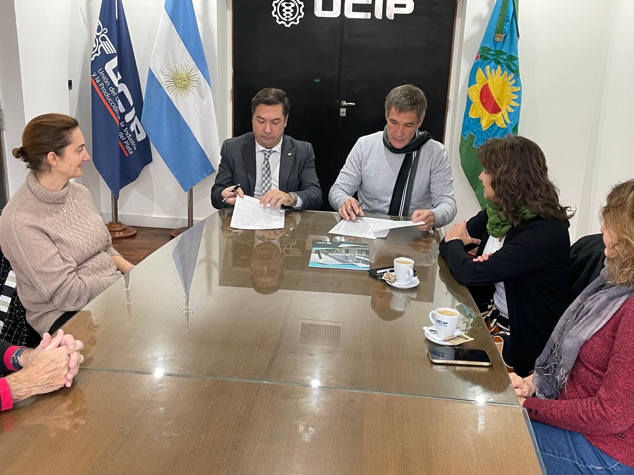 Firma de Convenio con UTN