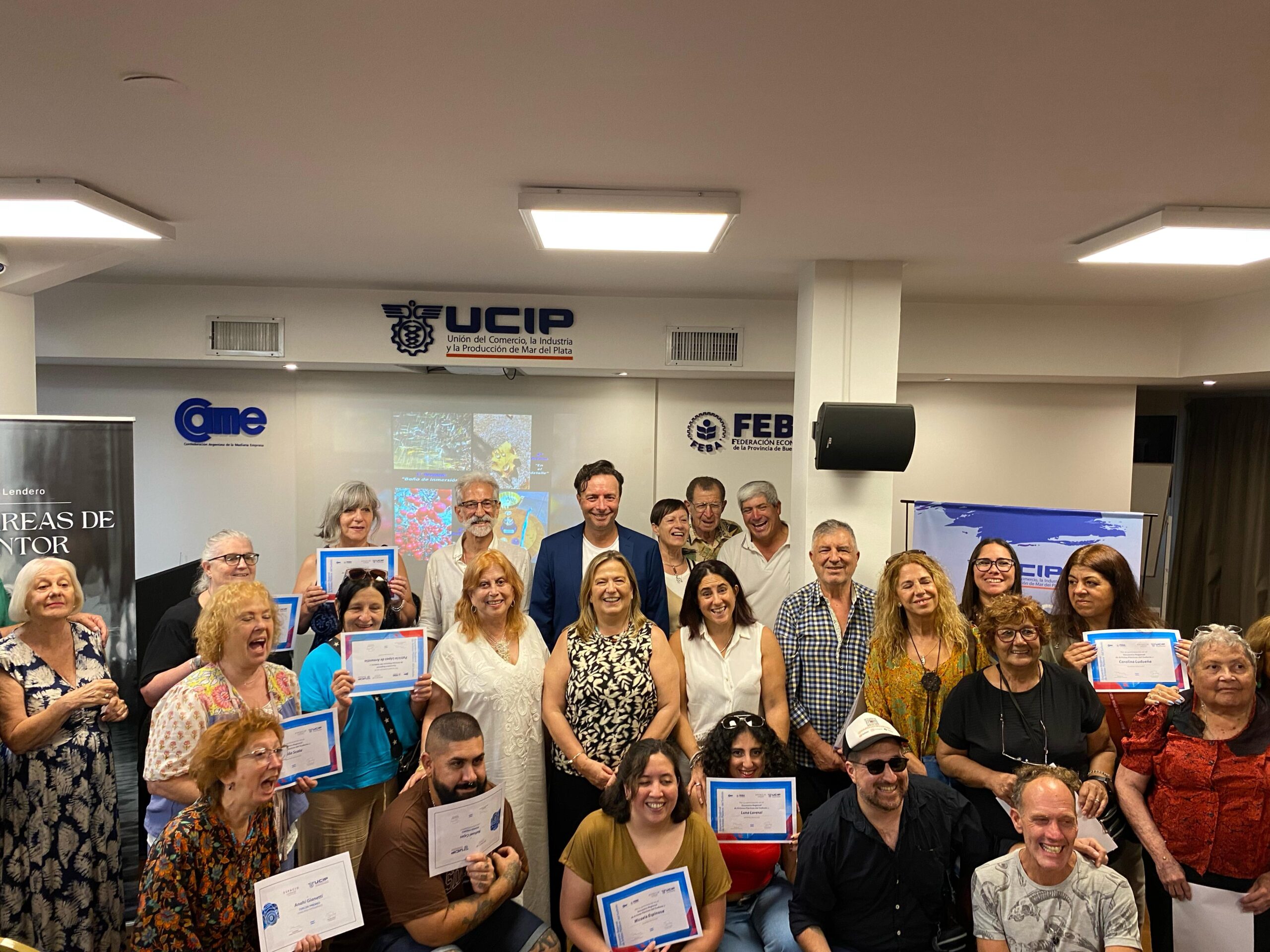 Artistas plásticos exponen en UCIP