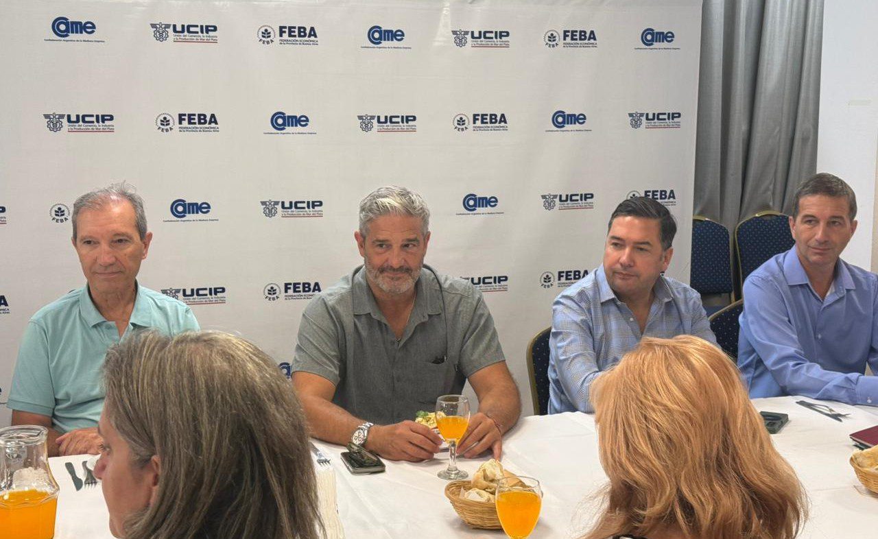 Encuentro de Trabajo con el Secretario de Producción de la comuna en UCIP